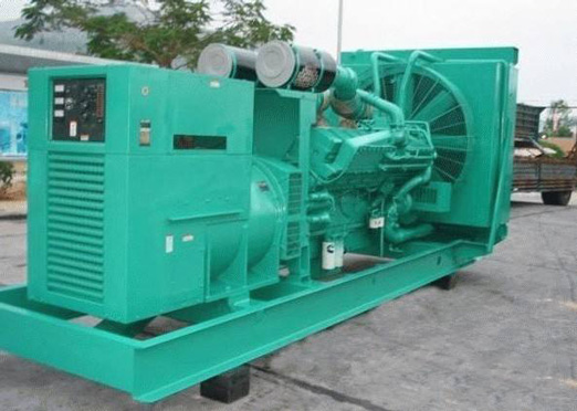 乌马河75kw康明斯柴油发电车出租图片 乌马河75kw康明斯柴油发电车出租图片